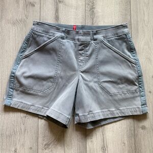 Spanx Jean Shorts Women's Size Large L Stretch Twill Flat Front Pull On